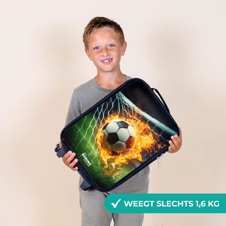Kinderkoffer - Vuurvoetbal in doelnet vastgelegd — 2