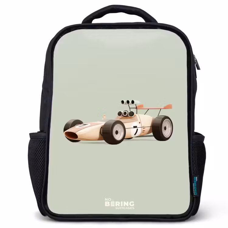 Kinderrugzak - Zwart - Beige retro raceauto op groen achtergrond — 1