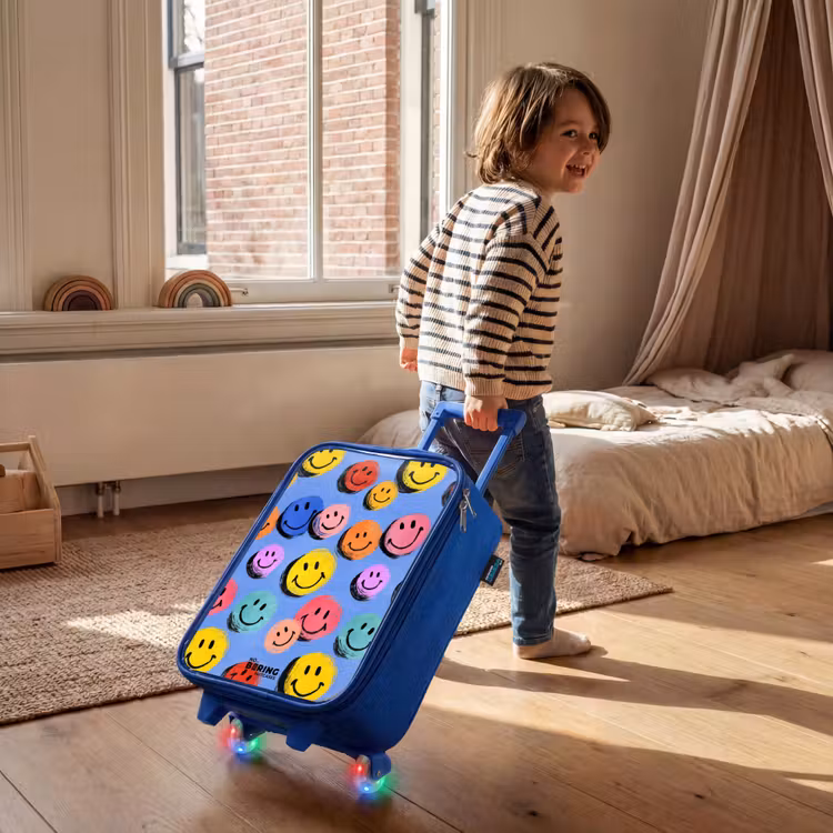 Kinderkoffer - Blauw - Een speels en kunstzinnig patroon van kleurrijke smileys — 3
