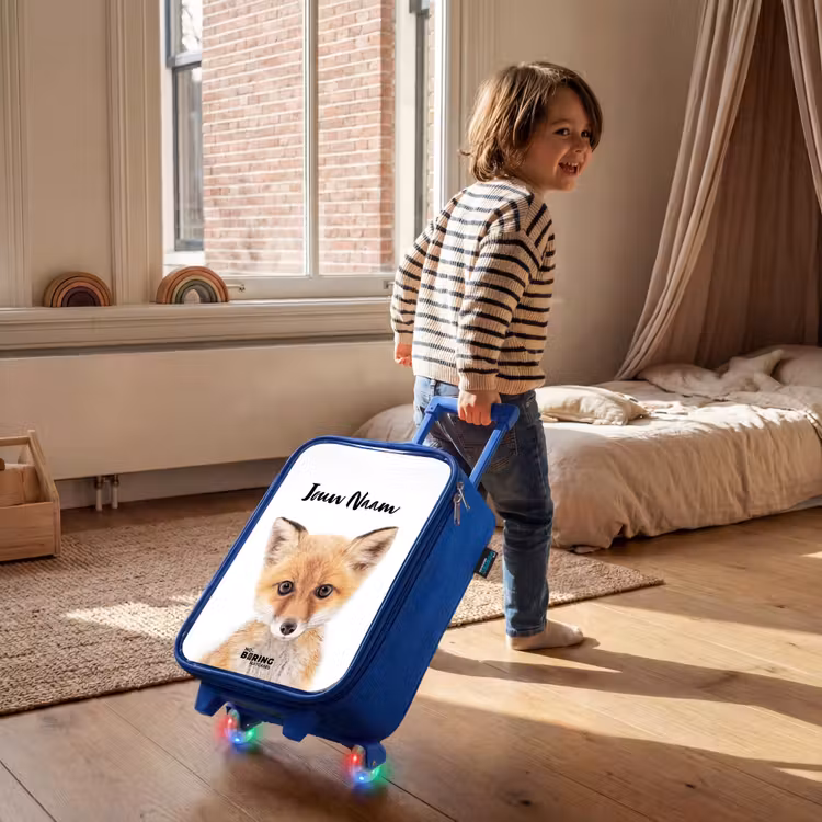 Kinderkoffer met naam - Blauw - Vicky Vosje — 3