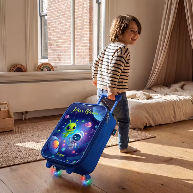 Kinderkoffer met naam - Blauw - Vrolijke Ontmoeting in de Ruimte — 3