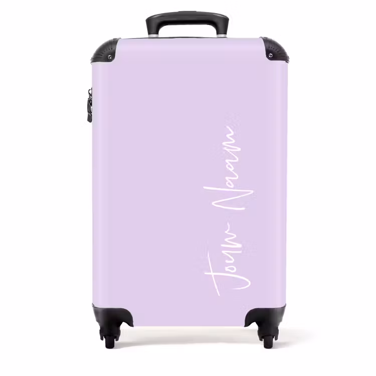 Koffer met naam - Paarse achtergrond met witte letters — 1