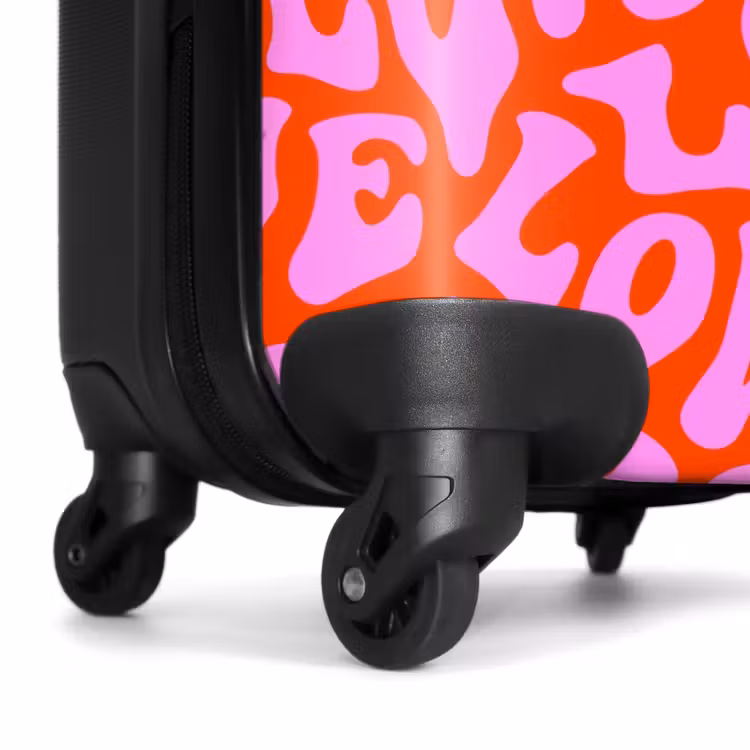 Koffer - Herhalend ‘LOVE’-patroon in roze op rood — 7