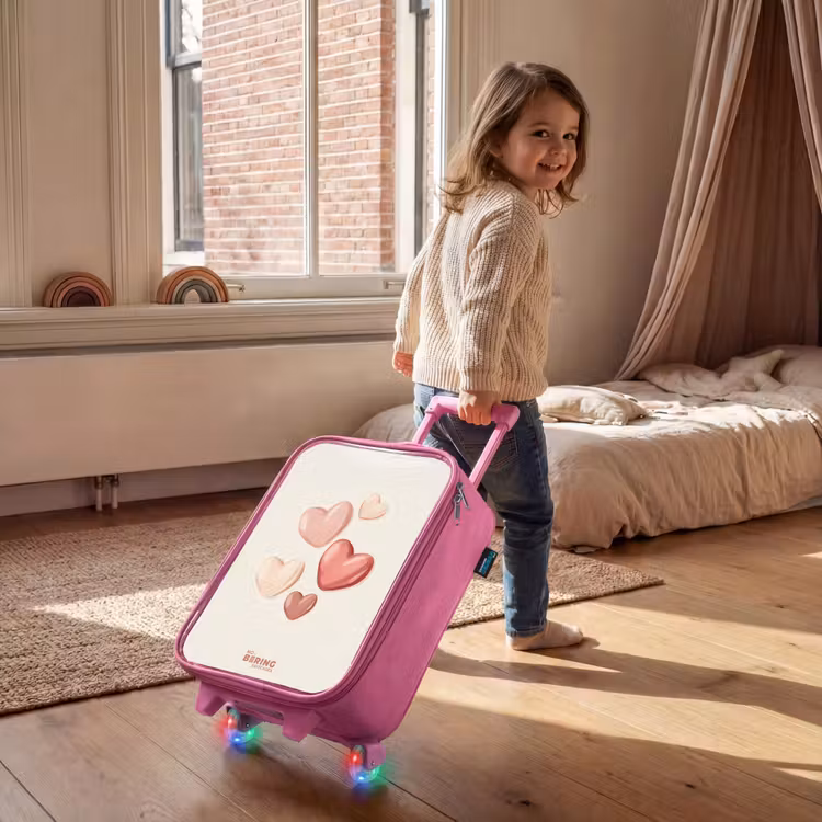 Kinderkoffer - Roze - Zwevende harten in zachte rode en roze tinten — 3