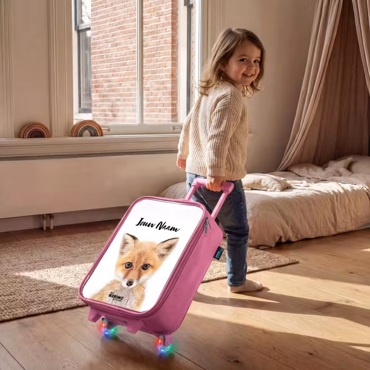Kinderkoffer met naam - Roze - Vicky Vosje — 3