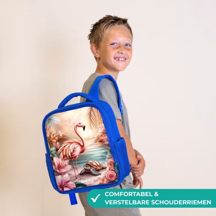 Kinderrugzak - Blauw - Flamingo en schildpad op een roze strand. — 4