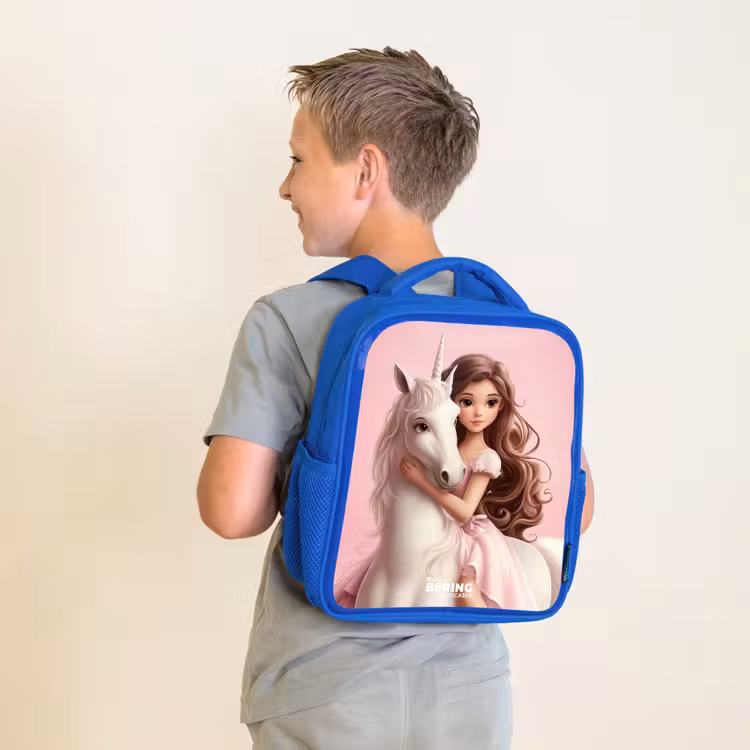 Kinderrugzak - Blauw - Meisje met witte eenhoorn op roze achtergrond — 3