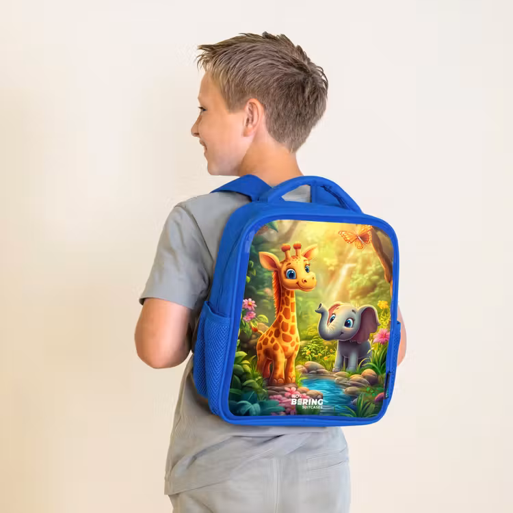 Kinderrugzak - Blauw - Giraf en olifant bij beekje in de Jungle — 3