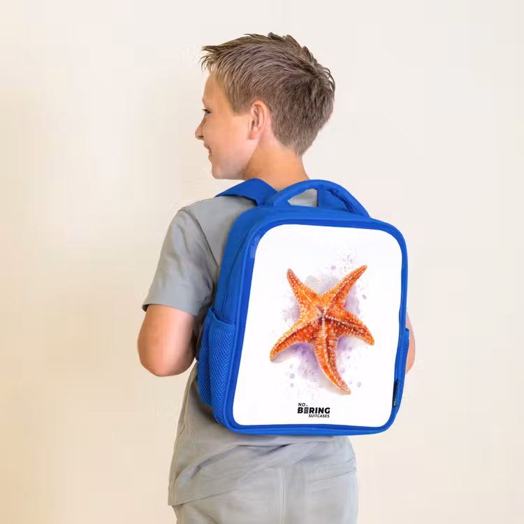 Kinderrugzak met naam - Blauw - Oranje Zeester Illustratie — 3