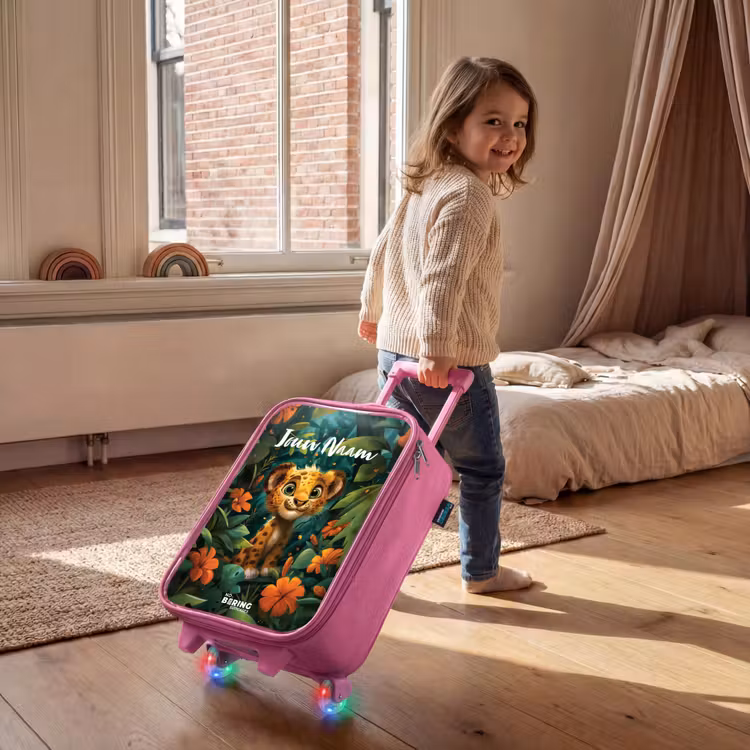 Kinderkoffer met naam - Roze - Liam luipaardje — 3
