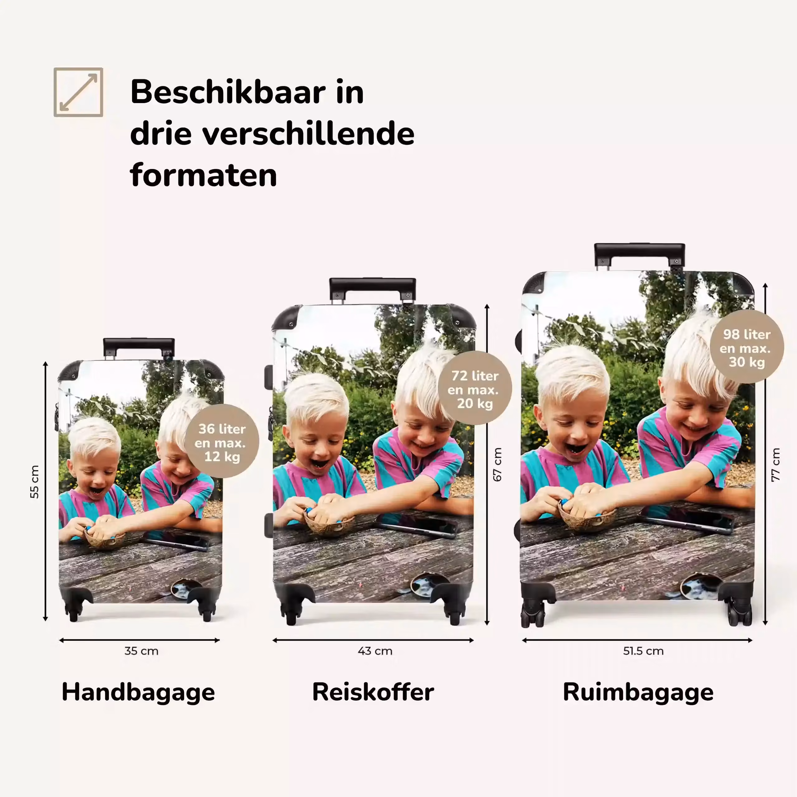 Verschillende formaten koffers op een rij